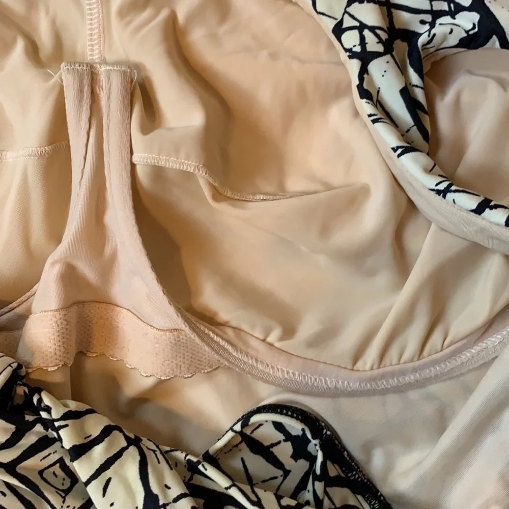 Lands’ End Carmela one piece swimsuit Size 26W